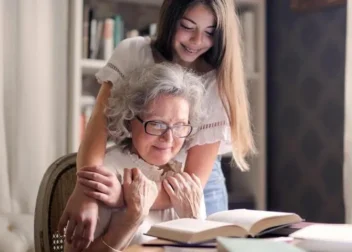 Hire a Nursing Home Abuse Lawyer