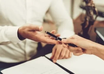 Is It Legal for Recruiters to Ask About Gaps in Employment